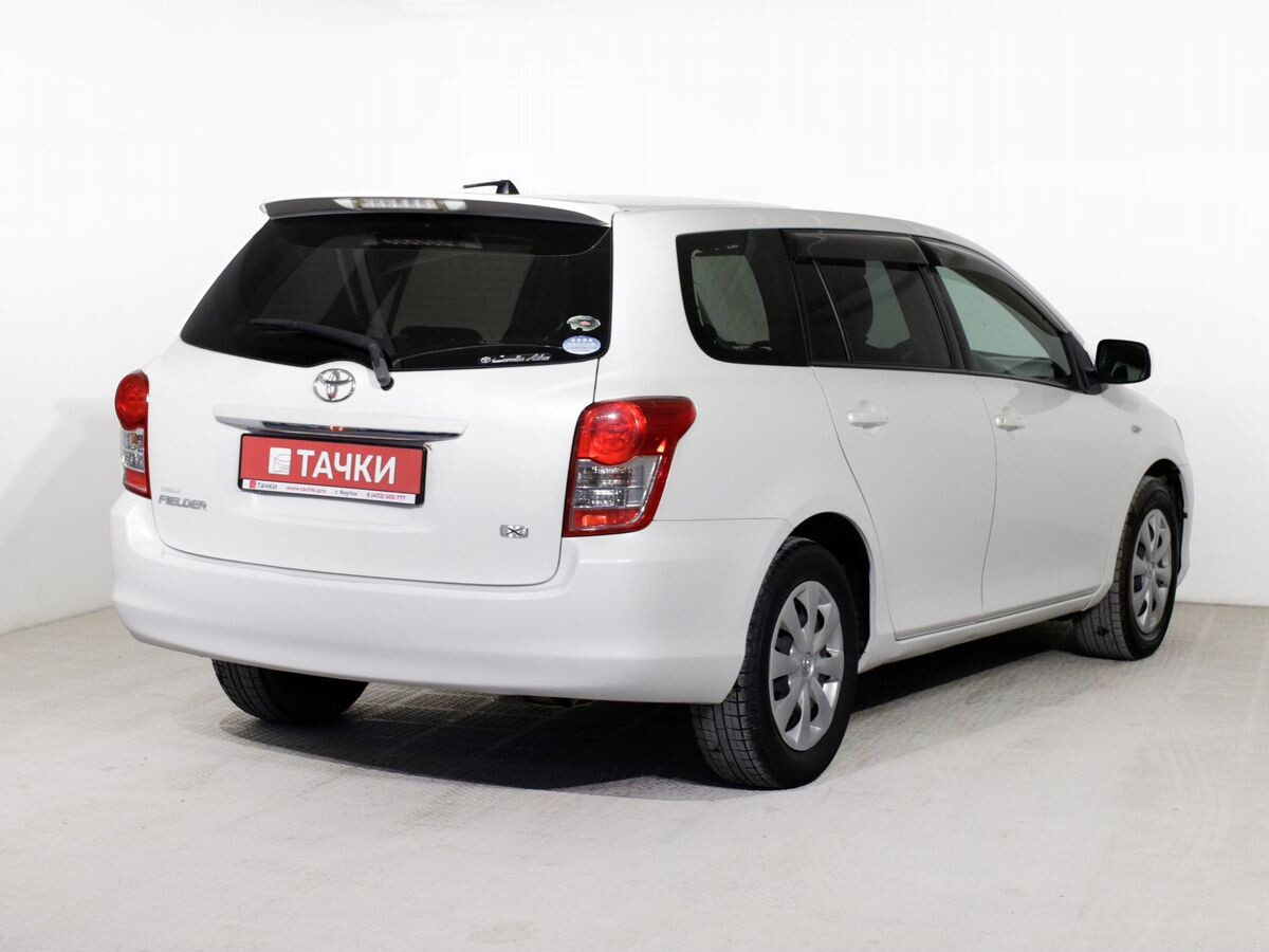 Toyota Corolla Fielder 2010 - фото автомобиля