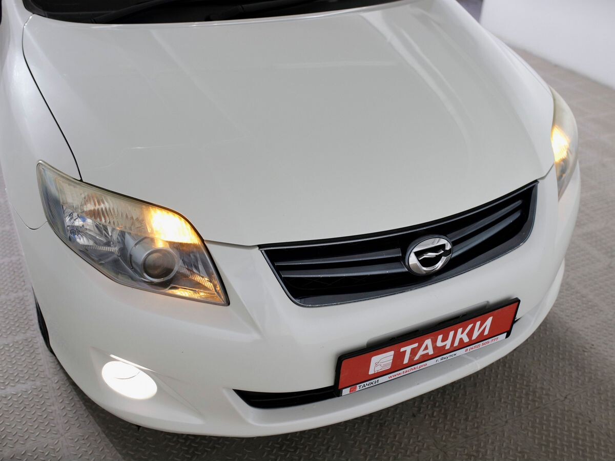 Toyota Corolla Fielder 2010 - фото автомобиля