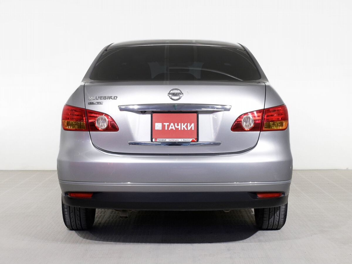Nissan Bluebird Sylphy 2008 - фото автомобиля