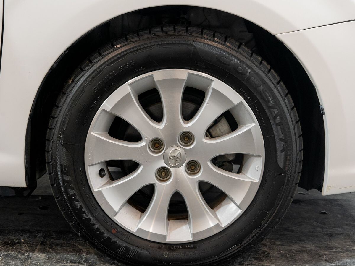 Toyota Corolla Axio 2014 - фото автомобиля