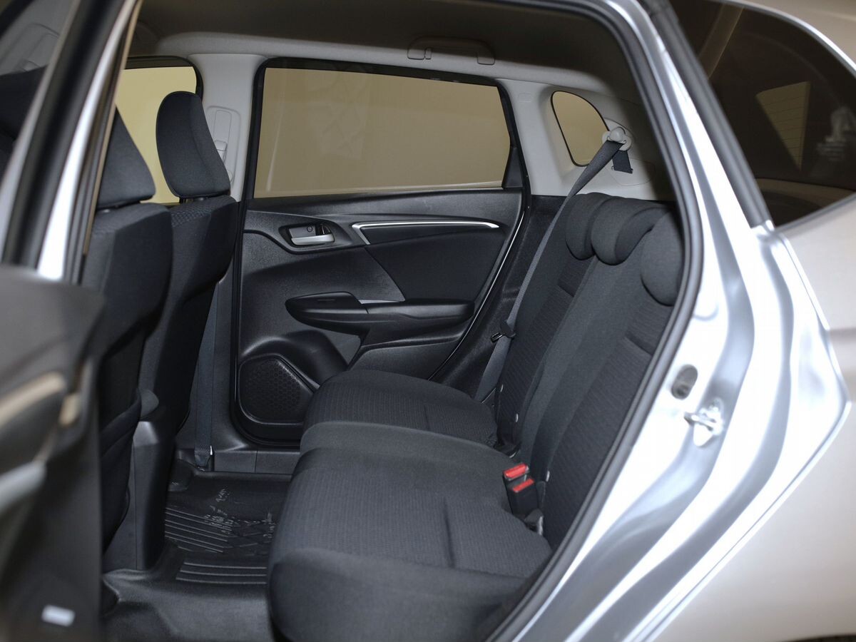Honda Fit 2018 - фото автомобиля