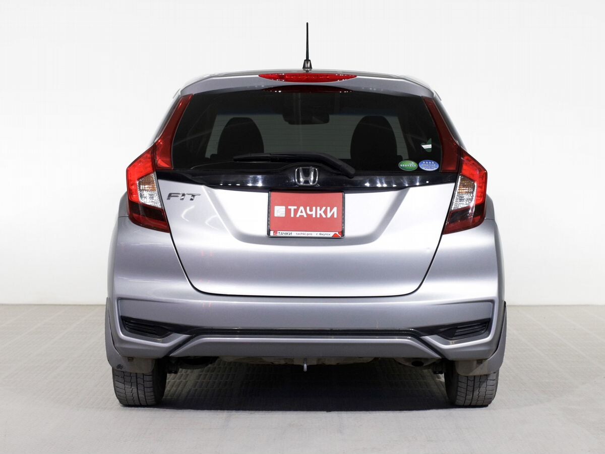Honda Fit 2018 - фото автомобиля