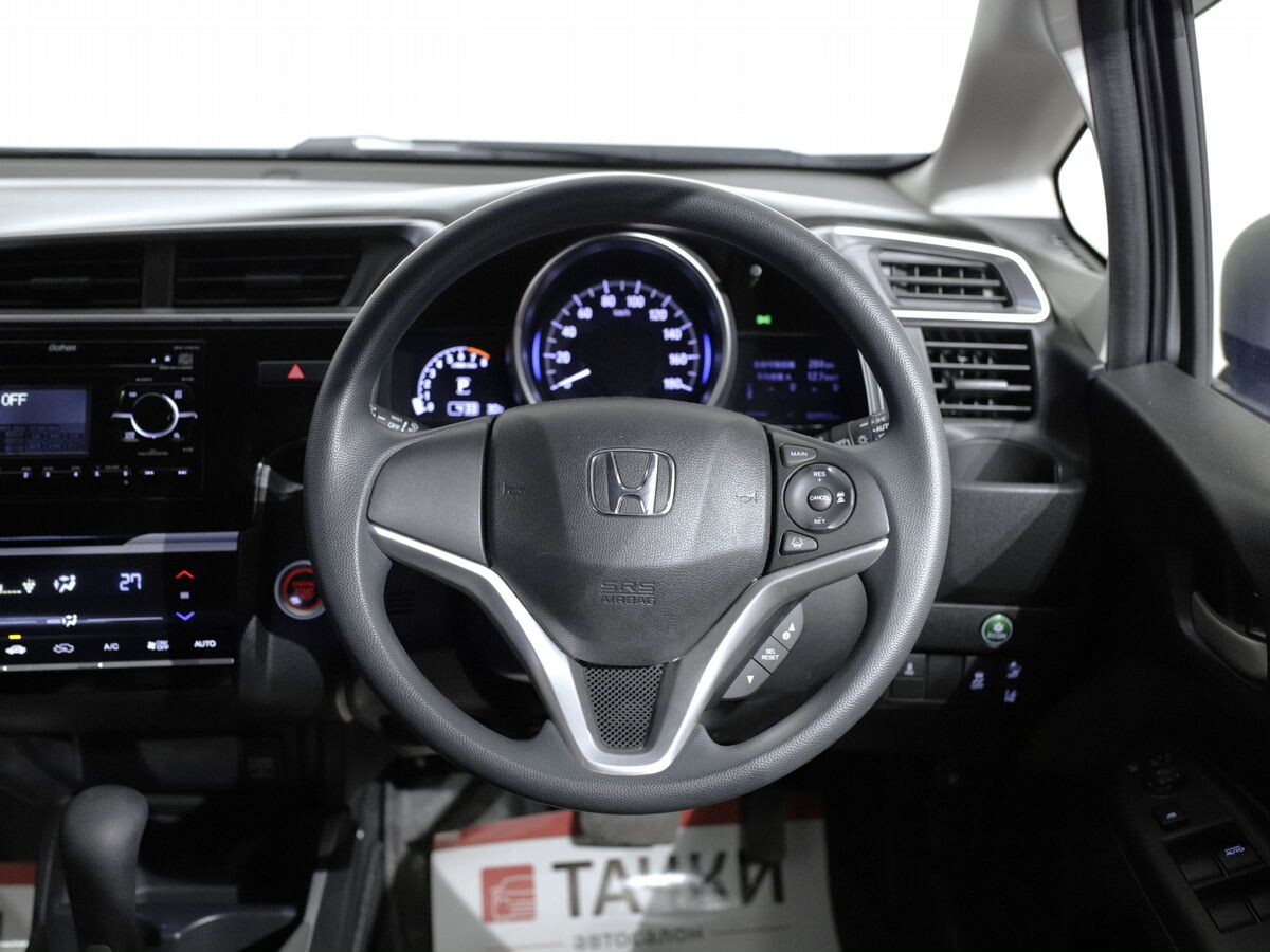 Honda Fit 2018 - фото автомобиля