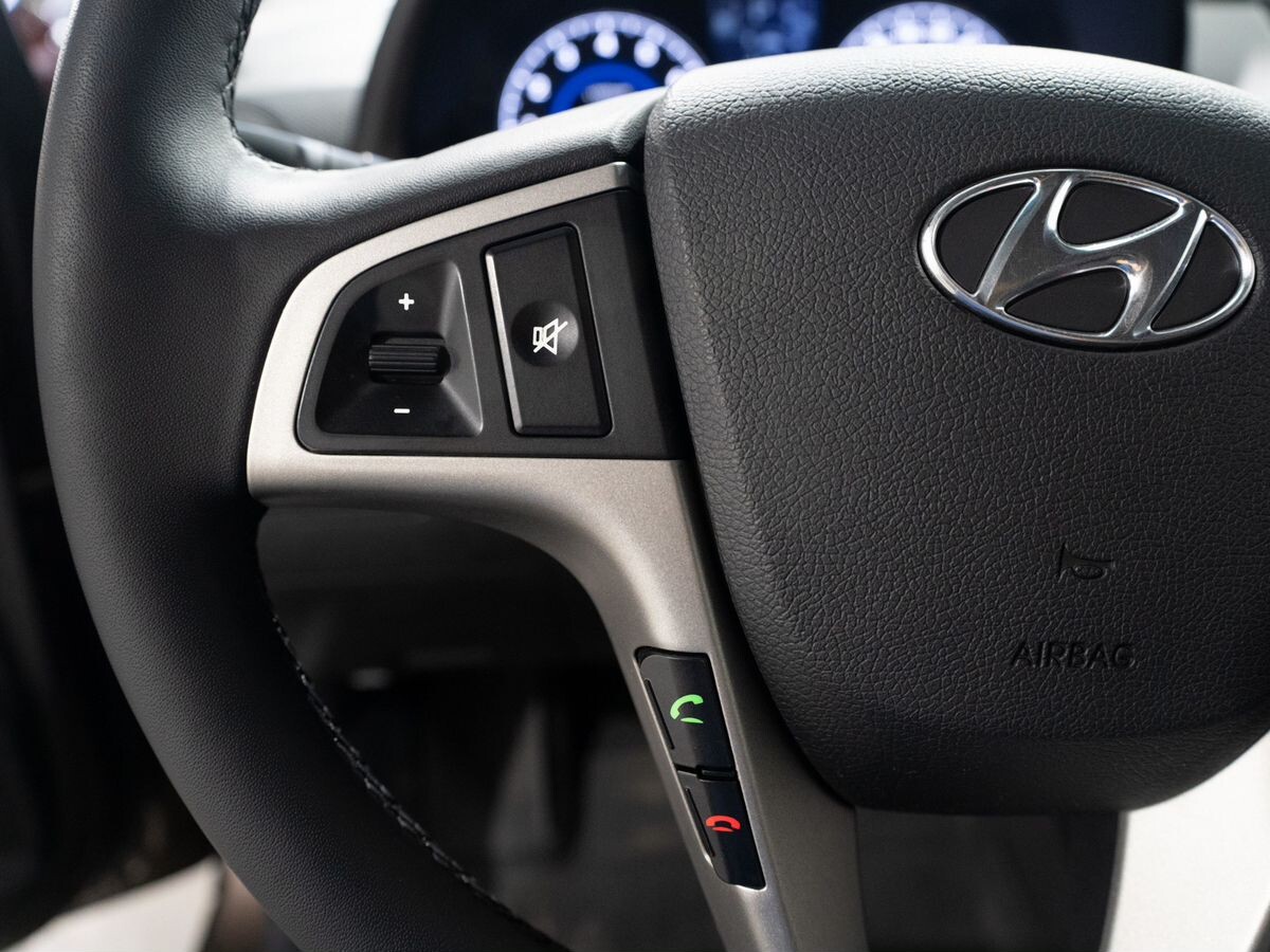 Hyundai Solaris 2014 - фото автомобиля