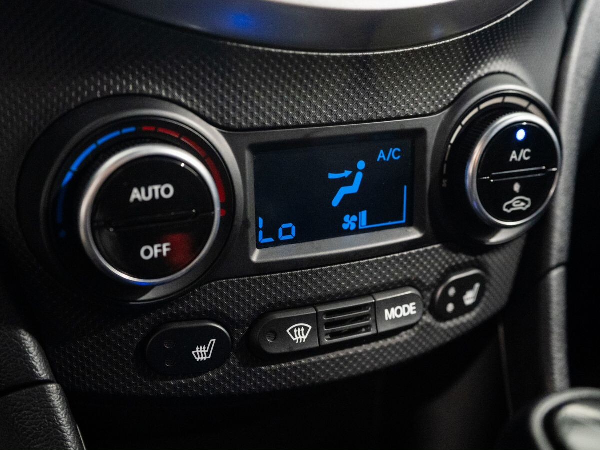 Hyundai Solaris 2014 - фото автомобиля