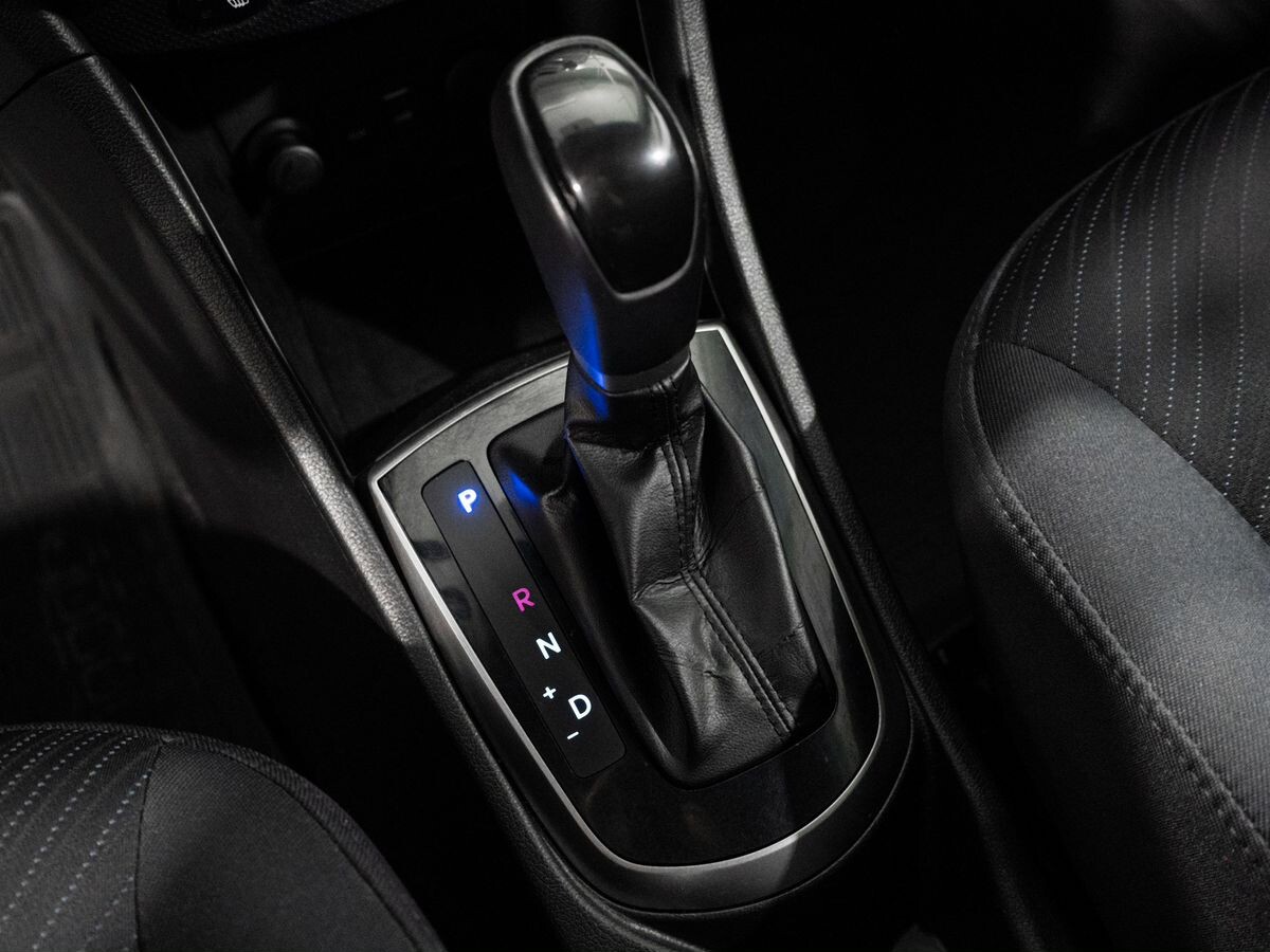 Hyundai Solaris 2014 - фото автомобиля