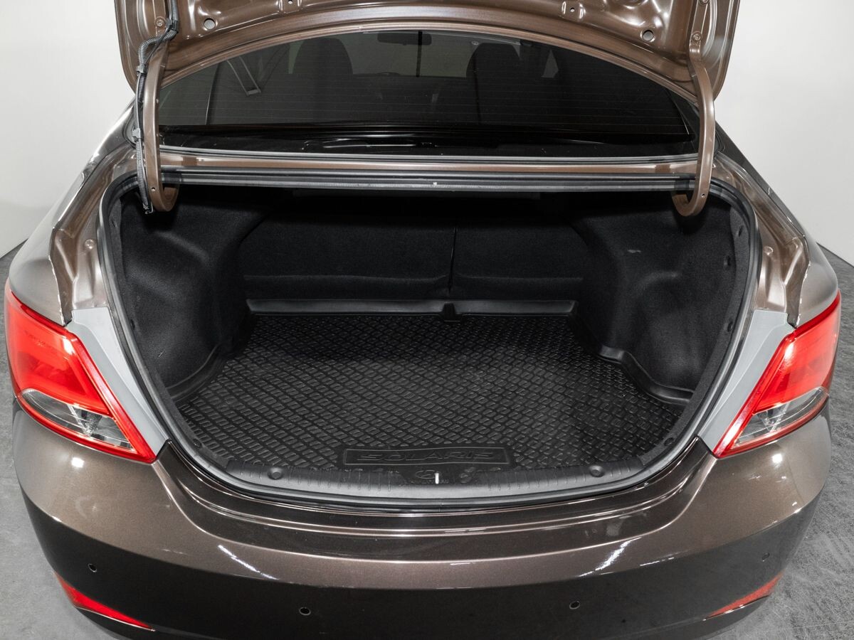 Hyundai Solaris 2014 - фото автомобиля
