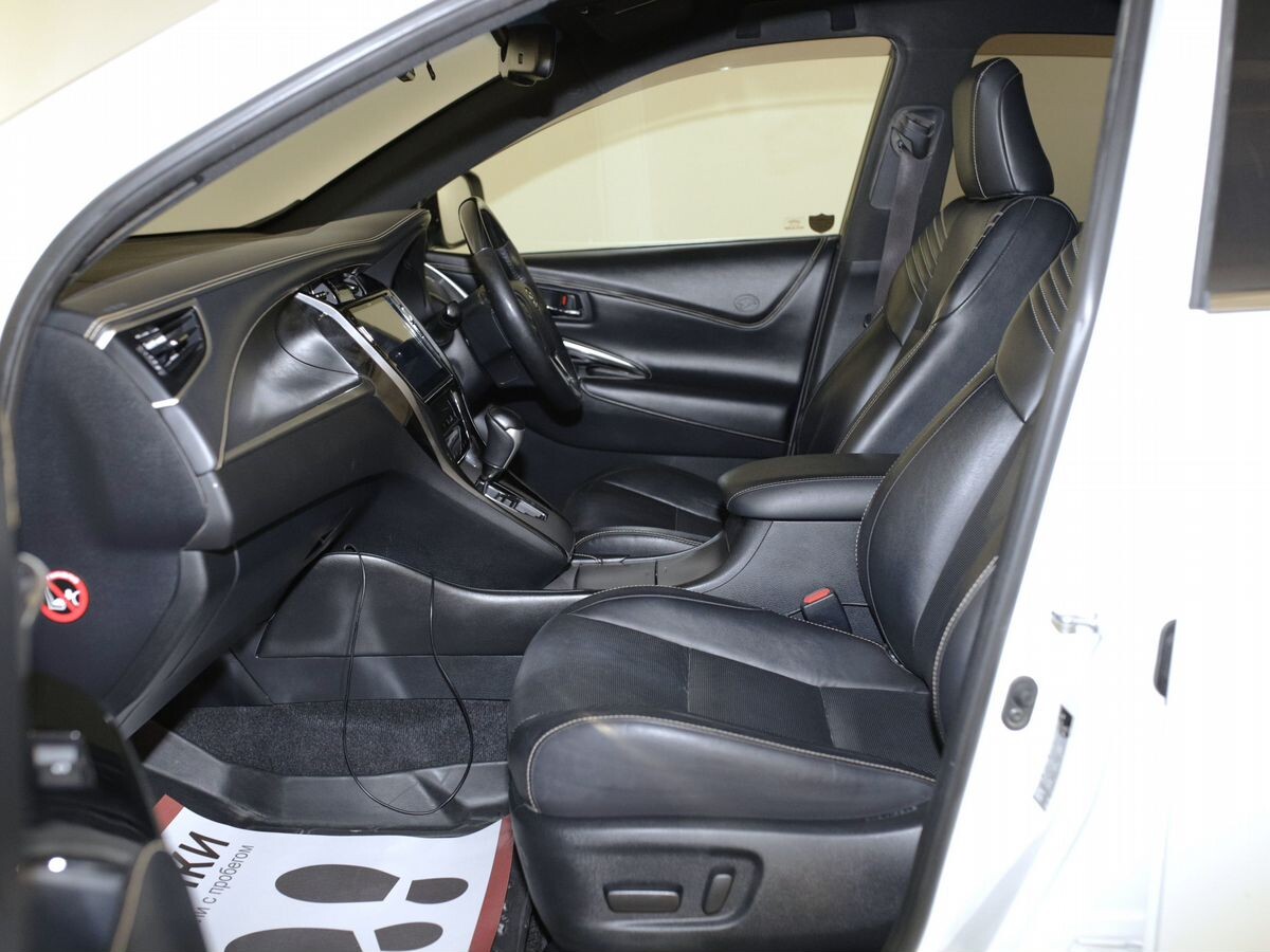 Toyota Harrier 2018 - фото автомобиля