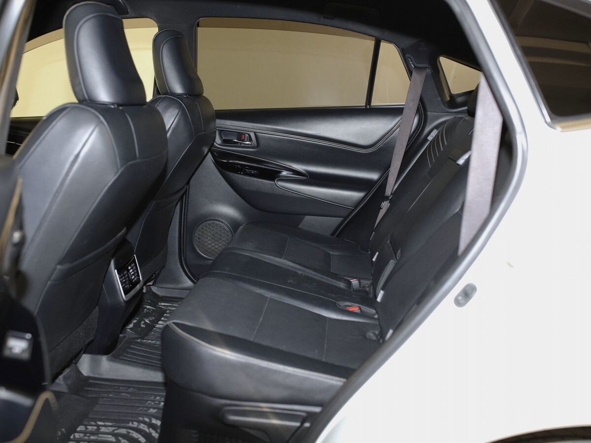 Toyota Harrier 2018 - фото автомобиля