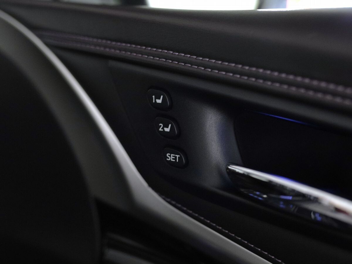 Toyota Harrier 2015 - фото автомобиля