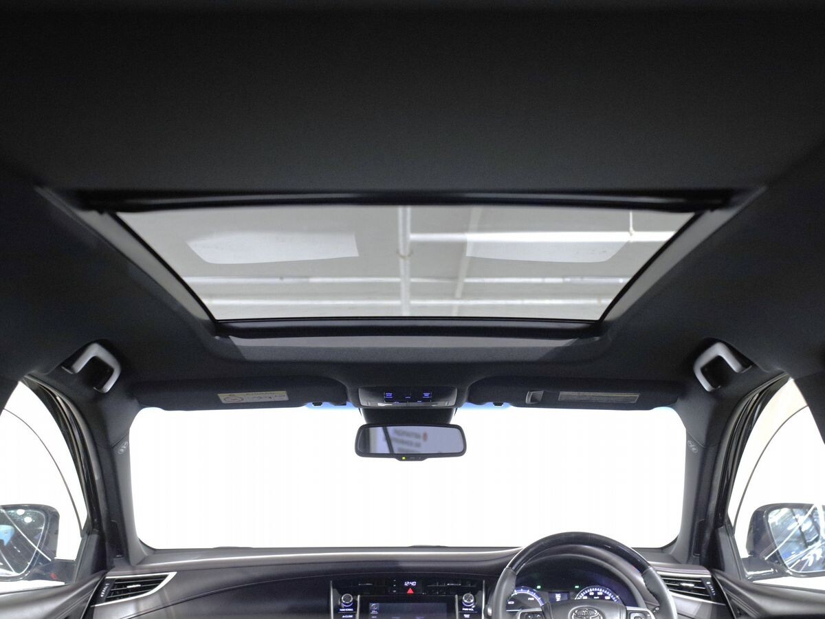 Toyota Harrier 2015 - фото автомобиля