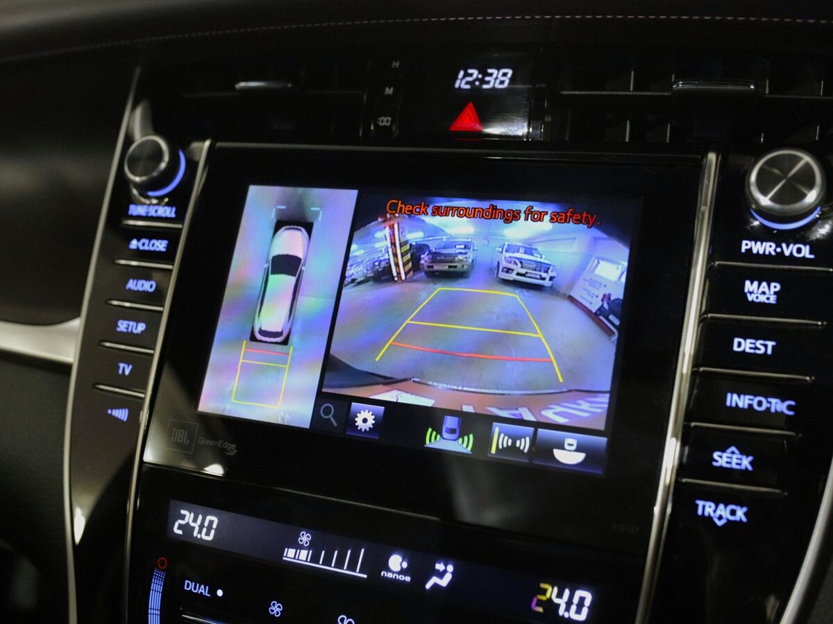 Toyota Harrier 2015 - фото автомобиля