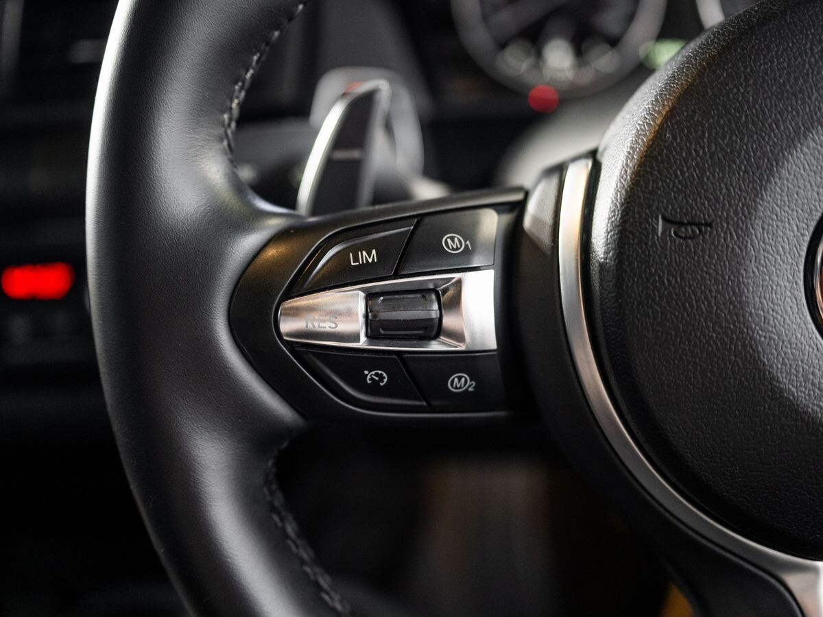 BMW 1-Series 2013 - фото автомобиля