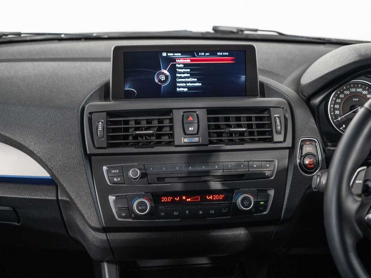 BMW 1-Series 2013 - фото автомобиля