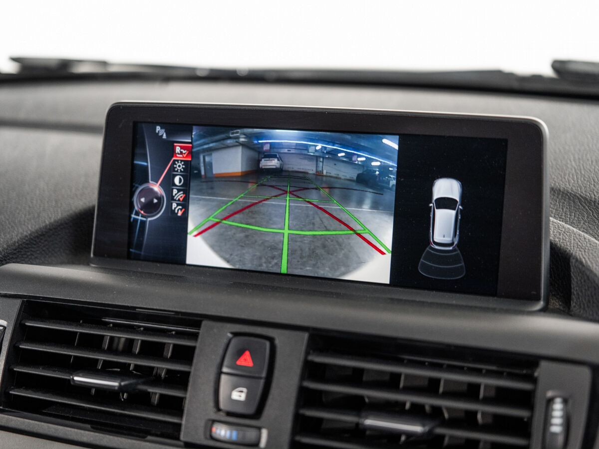BMW 1-Series 2013 - фото автомобиля