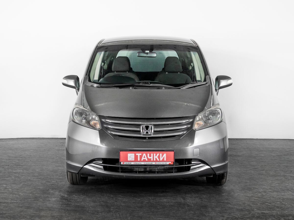 Honda Freed 2011 - фото автомобиля