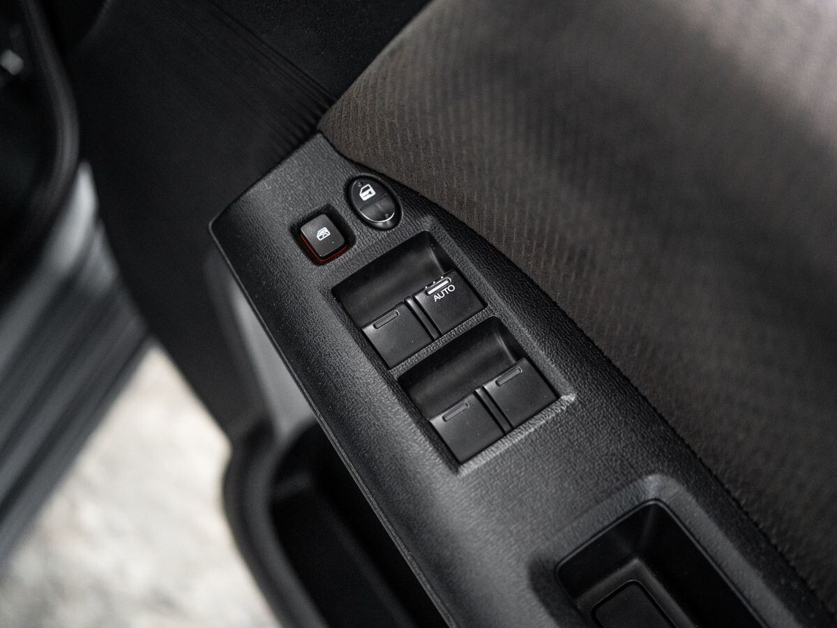Honda Freed 2011 - фото автомобиля