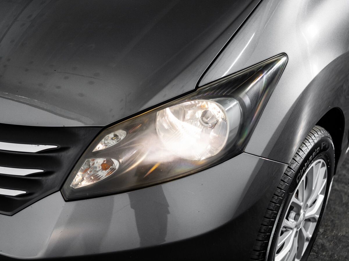 Honda Freed 2011 - фото автомобиля