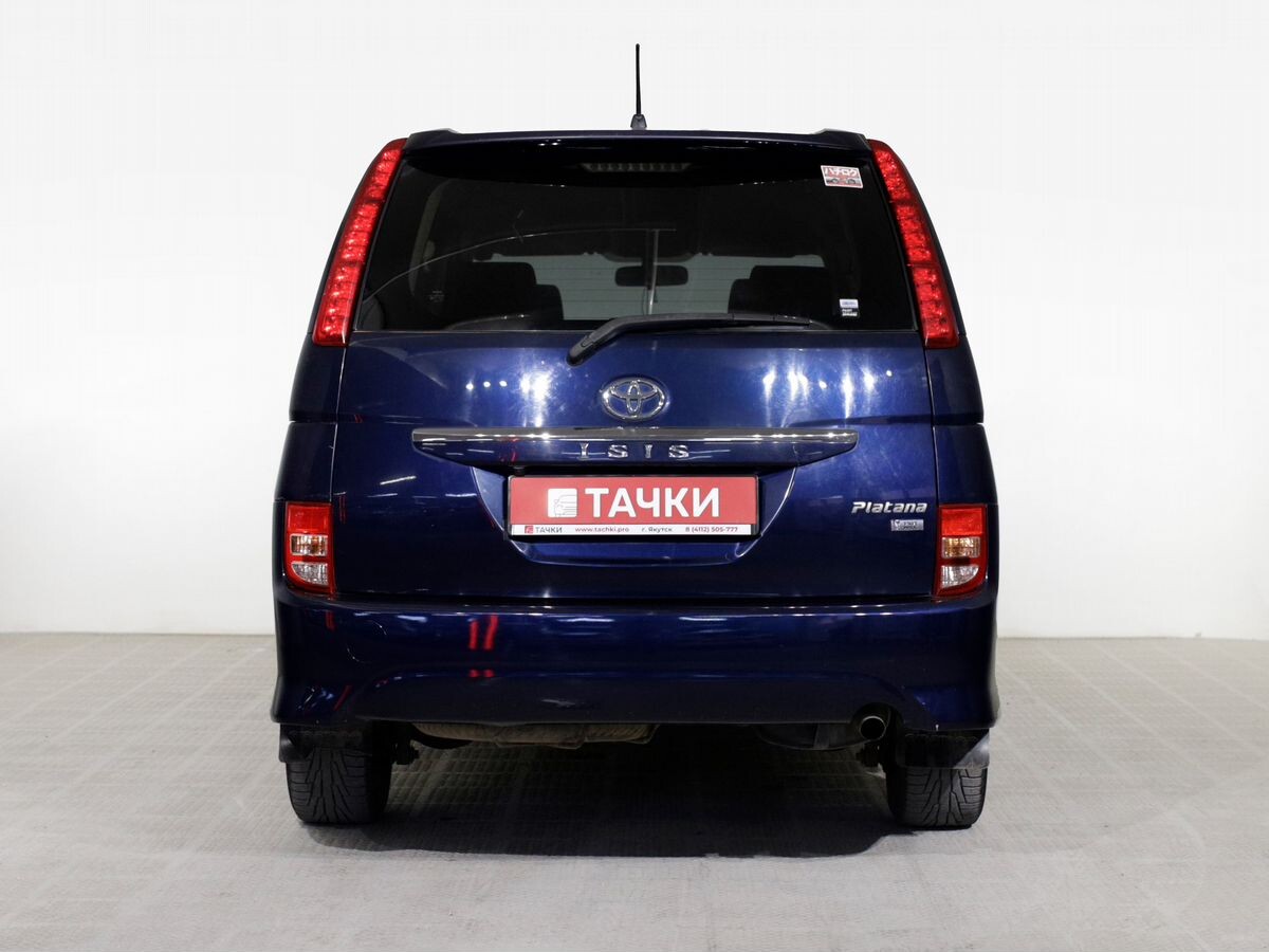 Toyota Isis 2009 - фото автомобиля