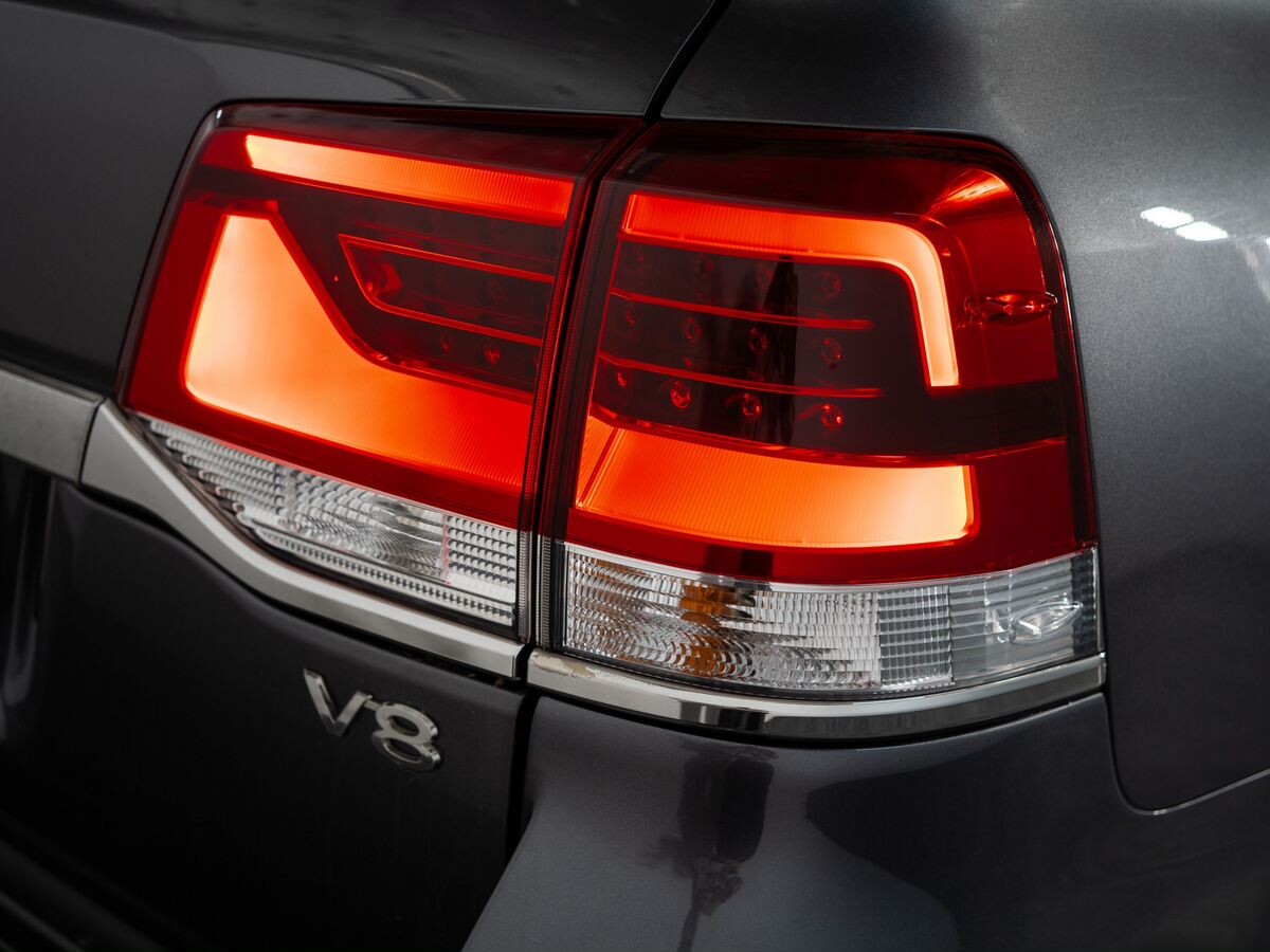 Toyota Land Cruiser 2016 - фото автомобиля