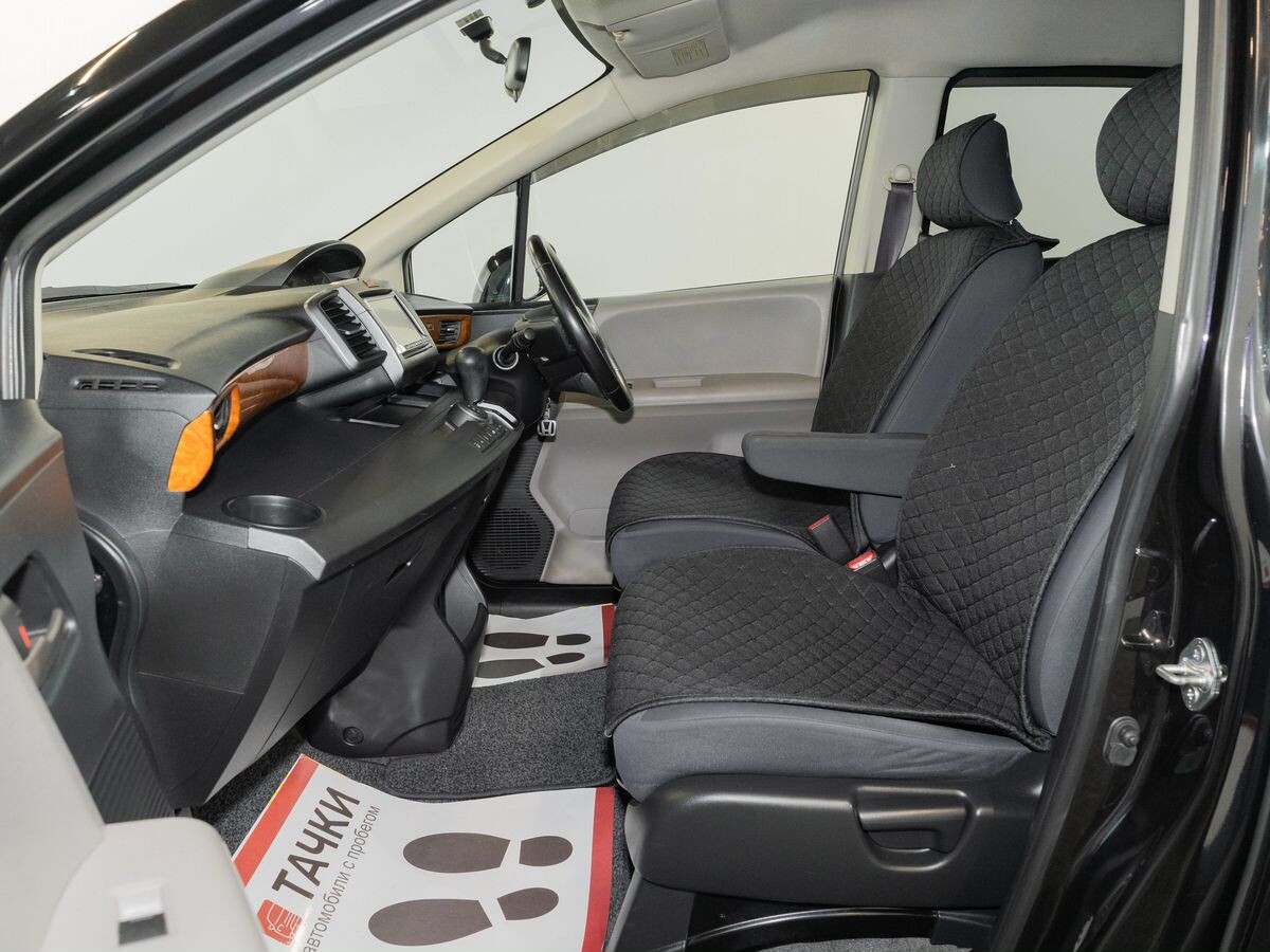 Honda Freed 2008 - фото автомобиля
