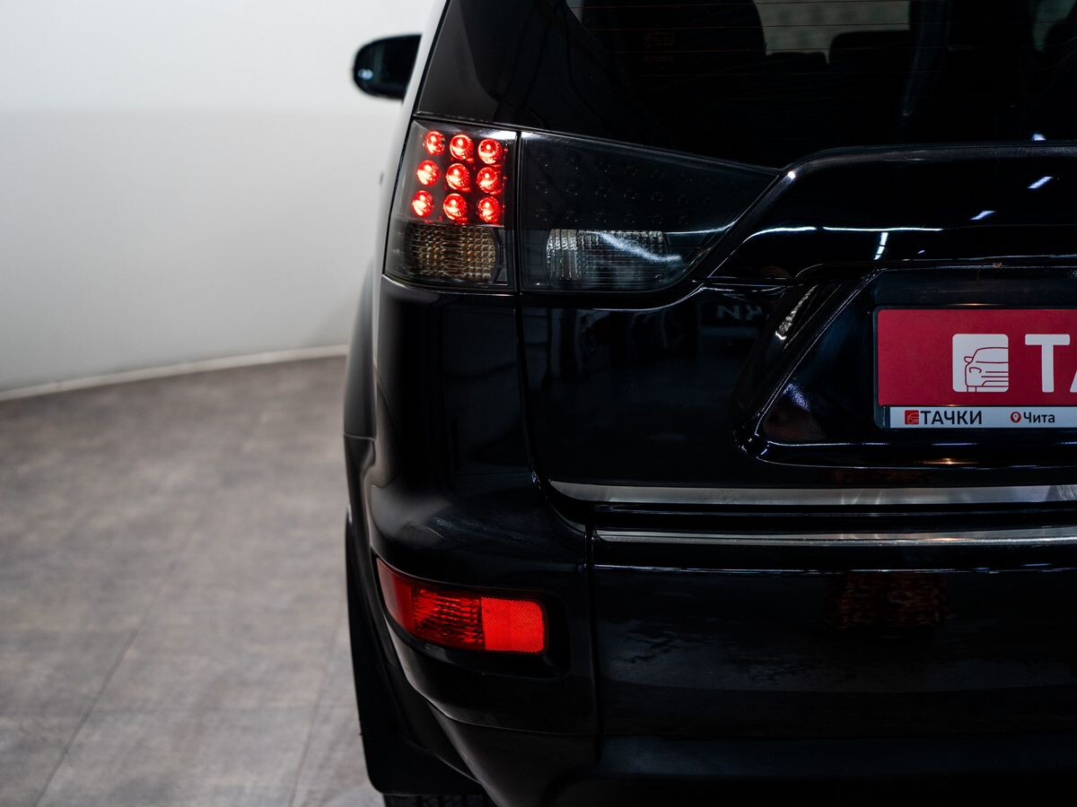 Mitsubishi Outlander 2010 - фото автомобиля