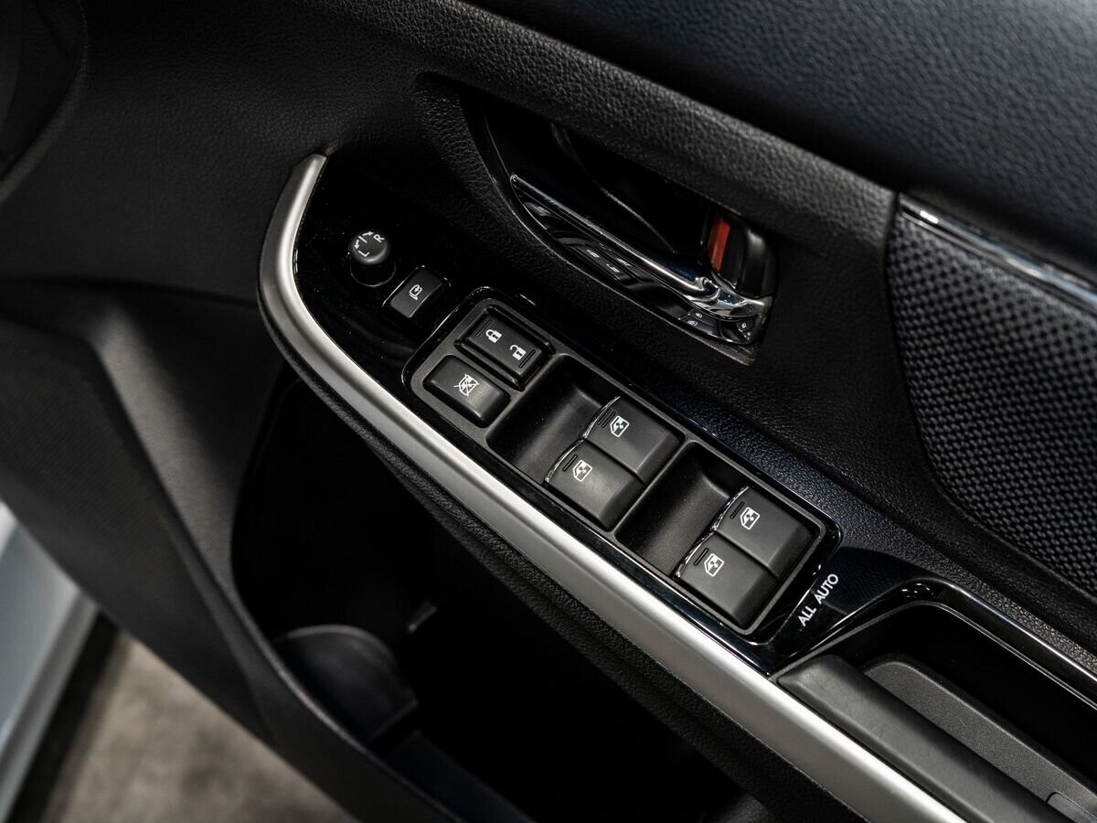 Subaru Levorg 2019 - фото автомобиля