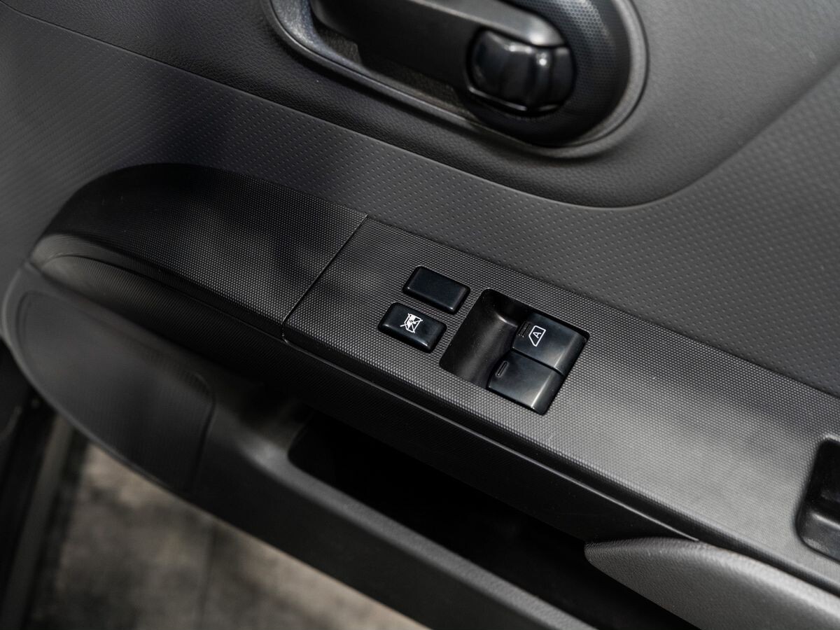 Nissan AD 2018 - фото автомобиля