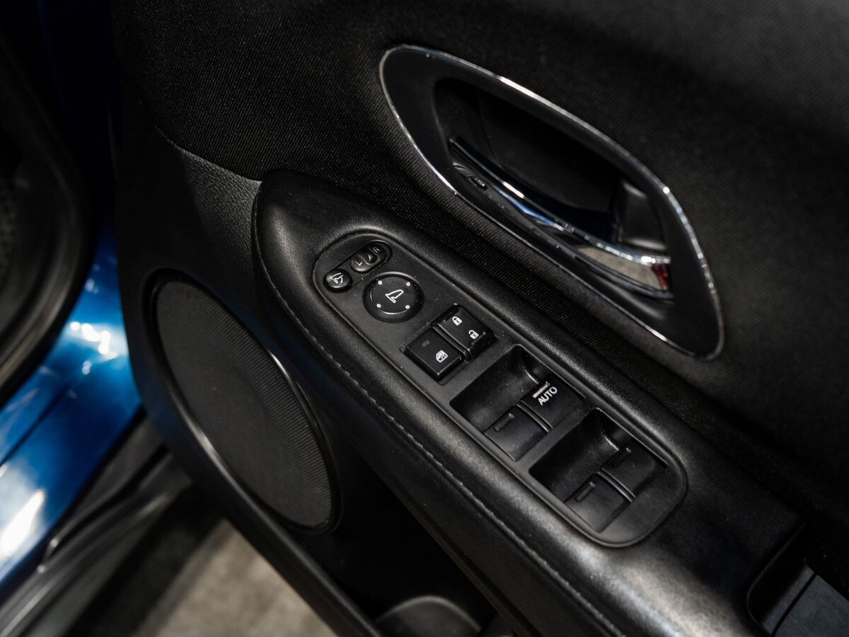 Honda Vezel 2014 - фото автомобиля