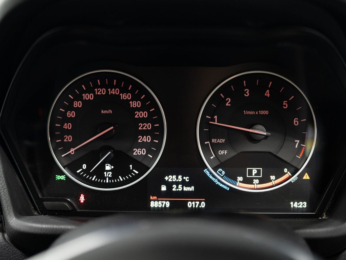 BMW X1 2016 - фото автомобиля