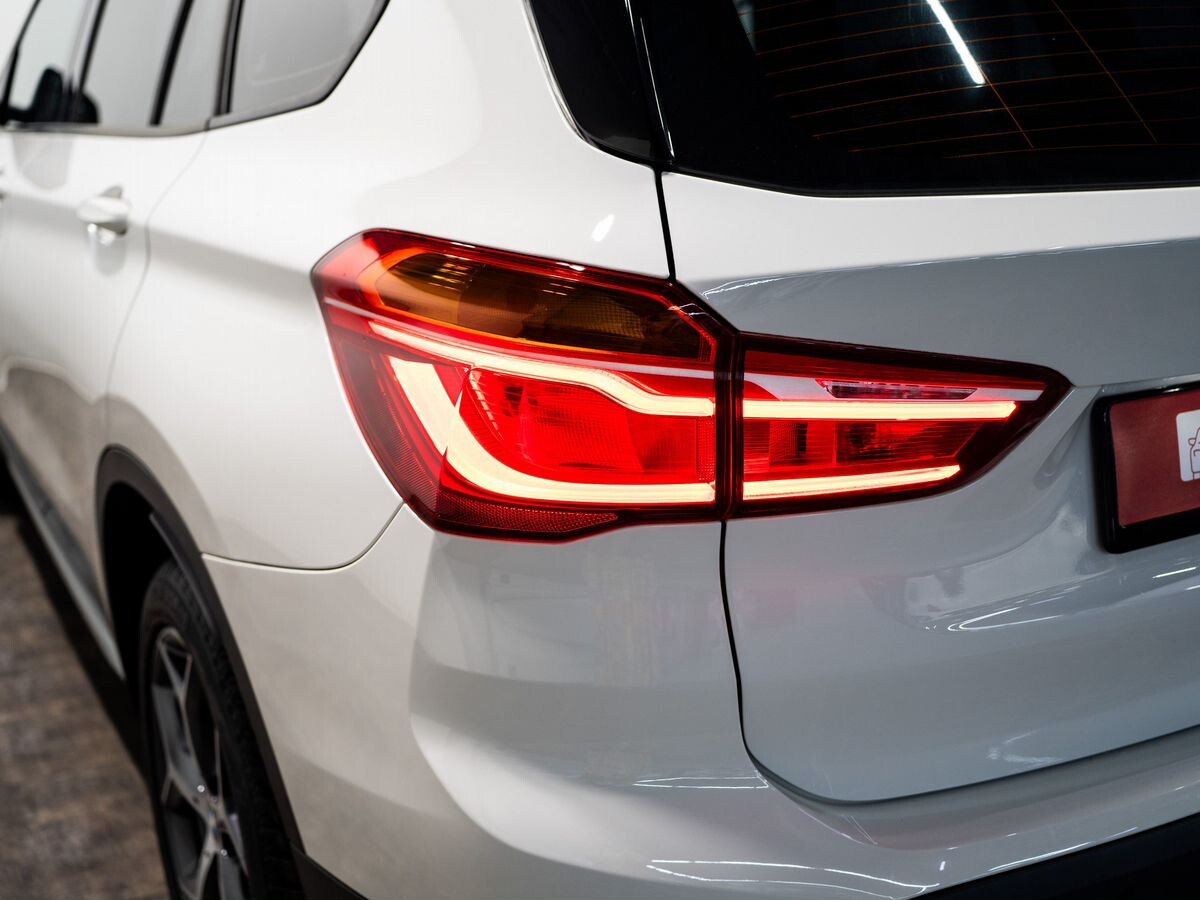 BMW X1 2016 - фото автомобиля