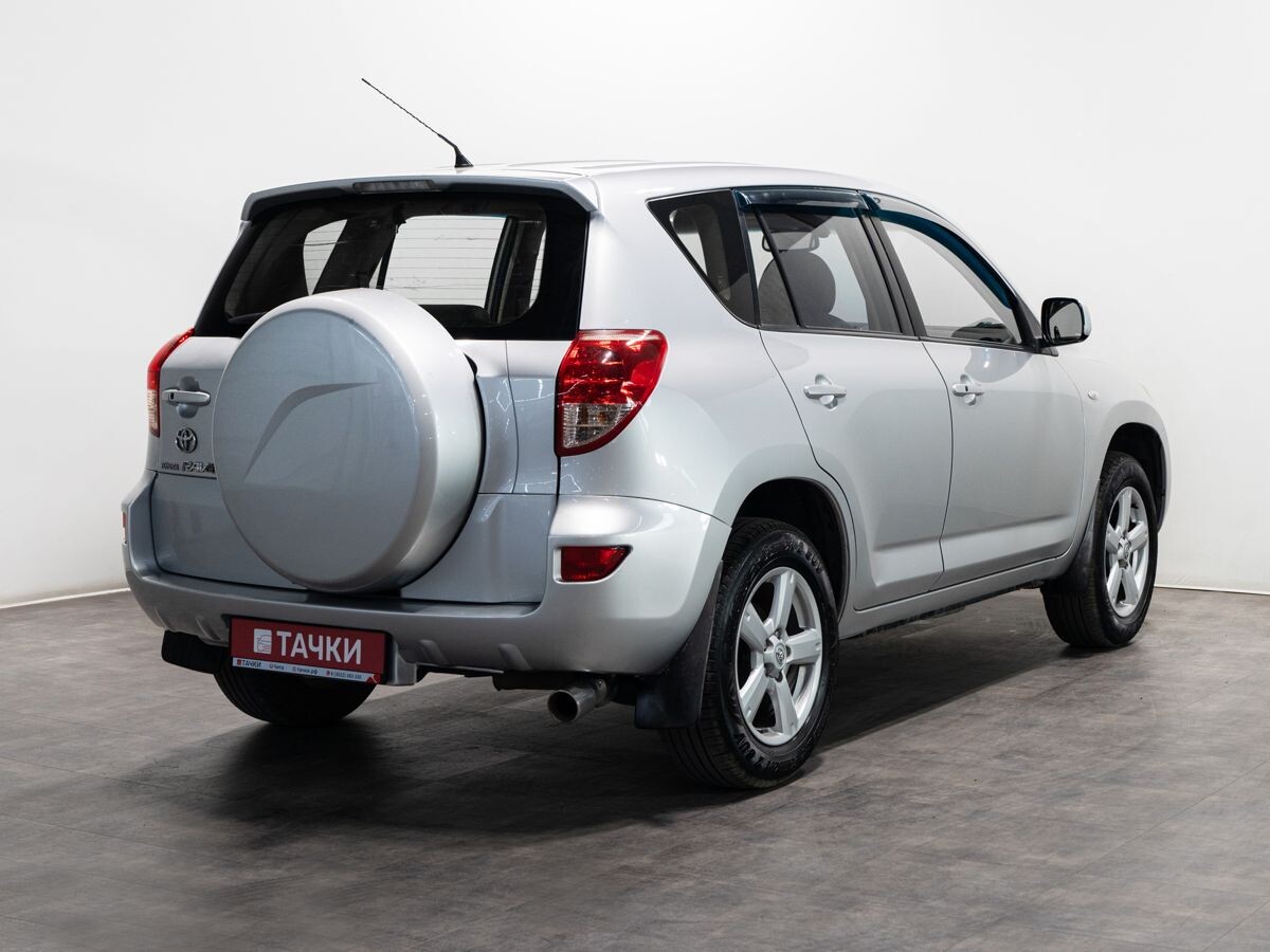 Toyota RAV4 2008 - фото автомобиля