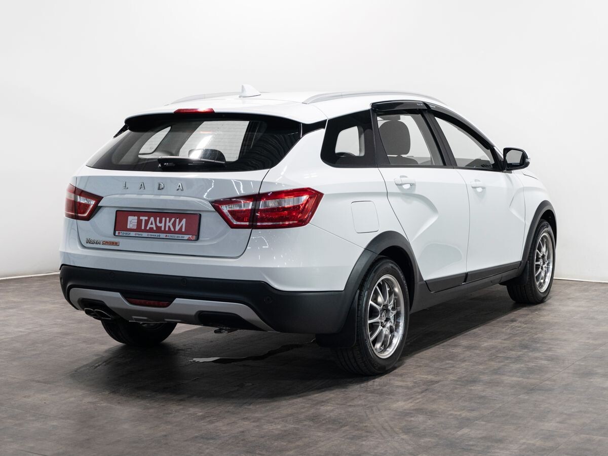 Лада Веста Кросс 2021 - фото автомобиля