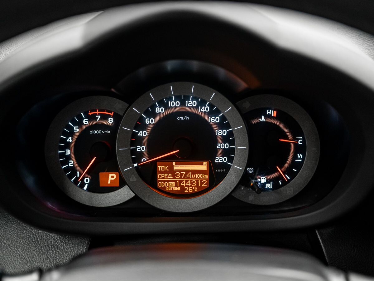 Toyota RAV4 2010 - фото автомобиля