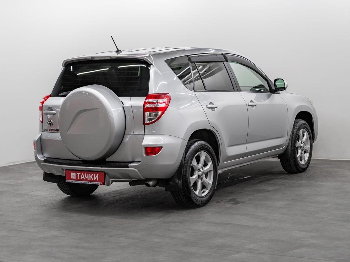 Toyota RAV4 2010 - фото автомобиля