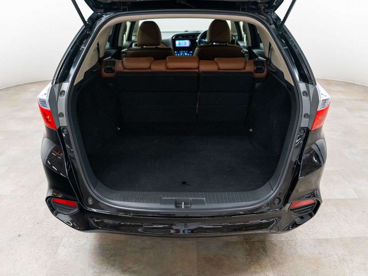 Honda Shuttle 2015 - фото автомобиля