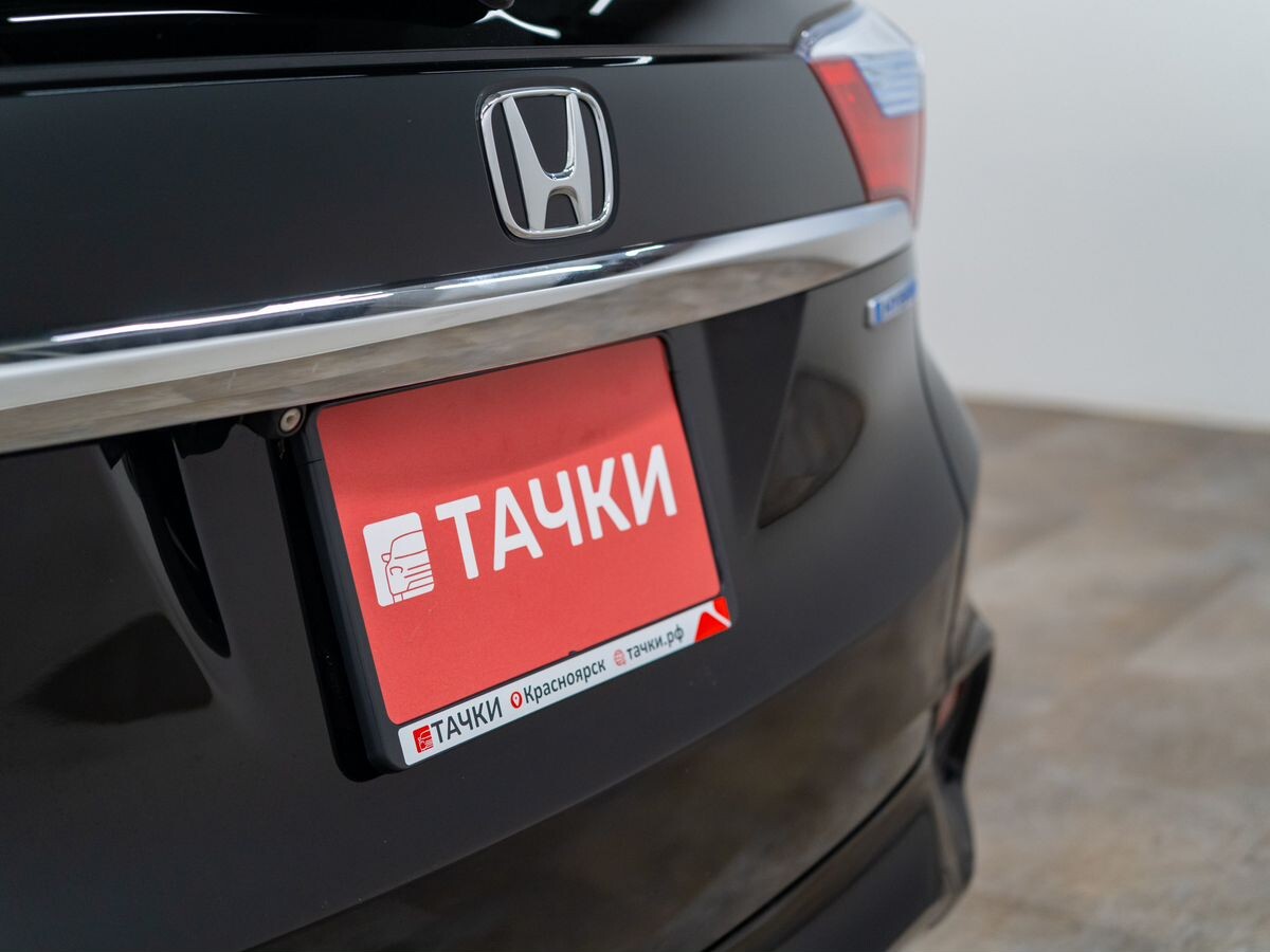 Honda Shuttle 2015 - фото автомобиля