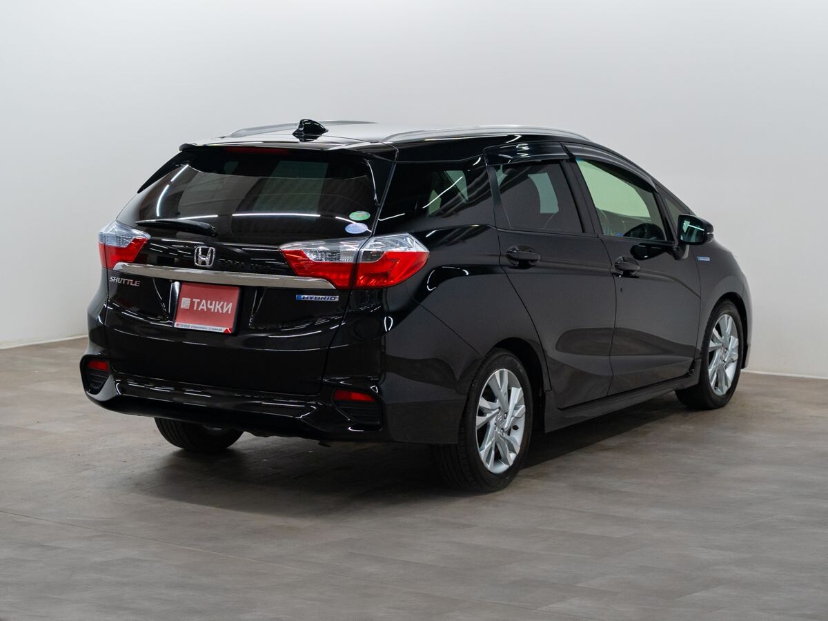 Honda Shuttle 2015 - фото автомобиля