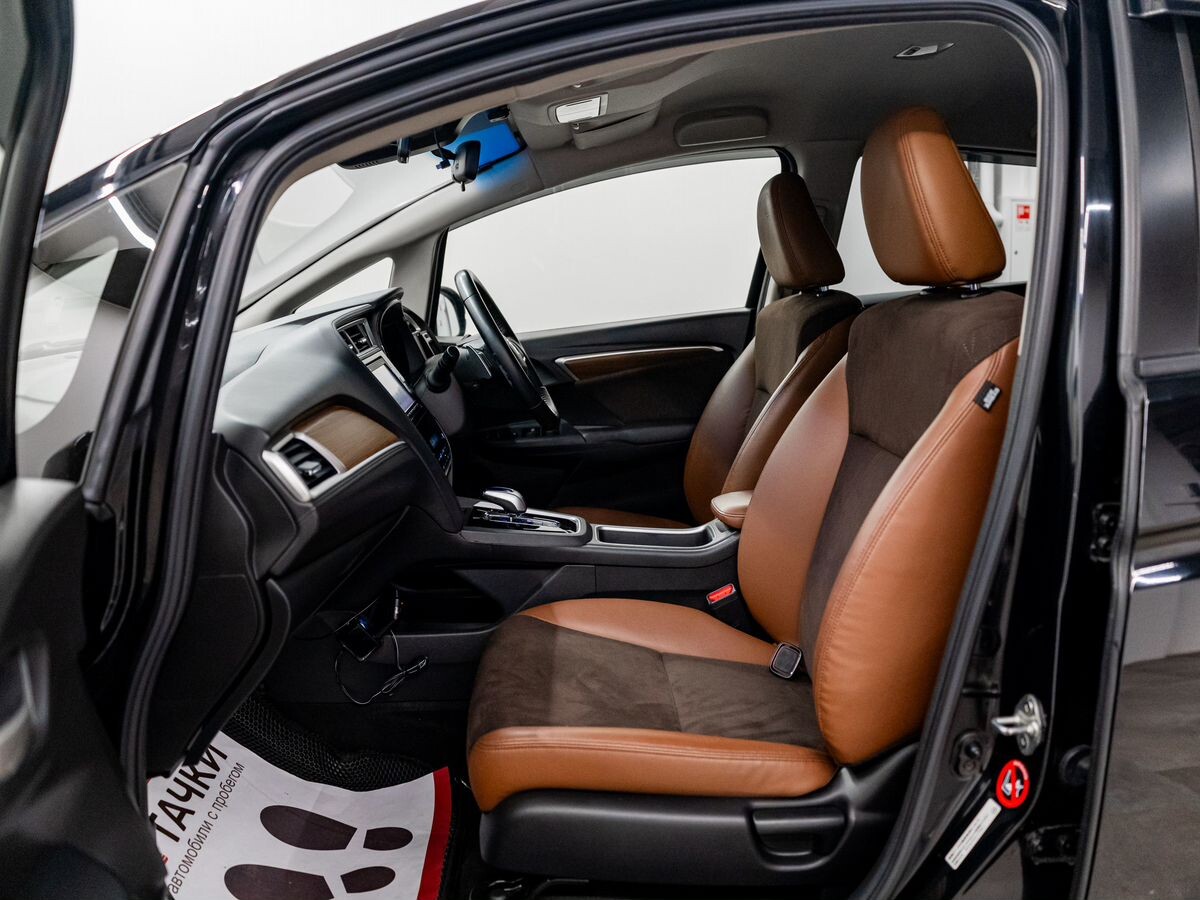 Honda Shuttle 2015 - фото автомобиля