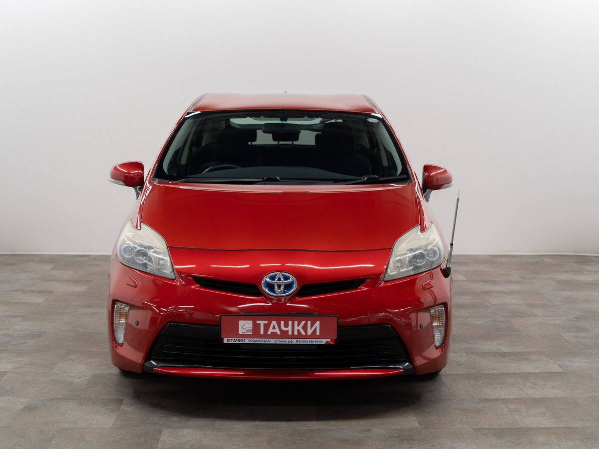 Toyota Prius 2012 - фото автомобиля