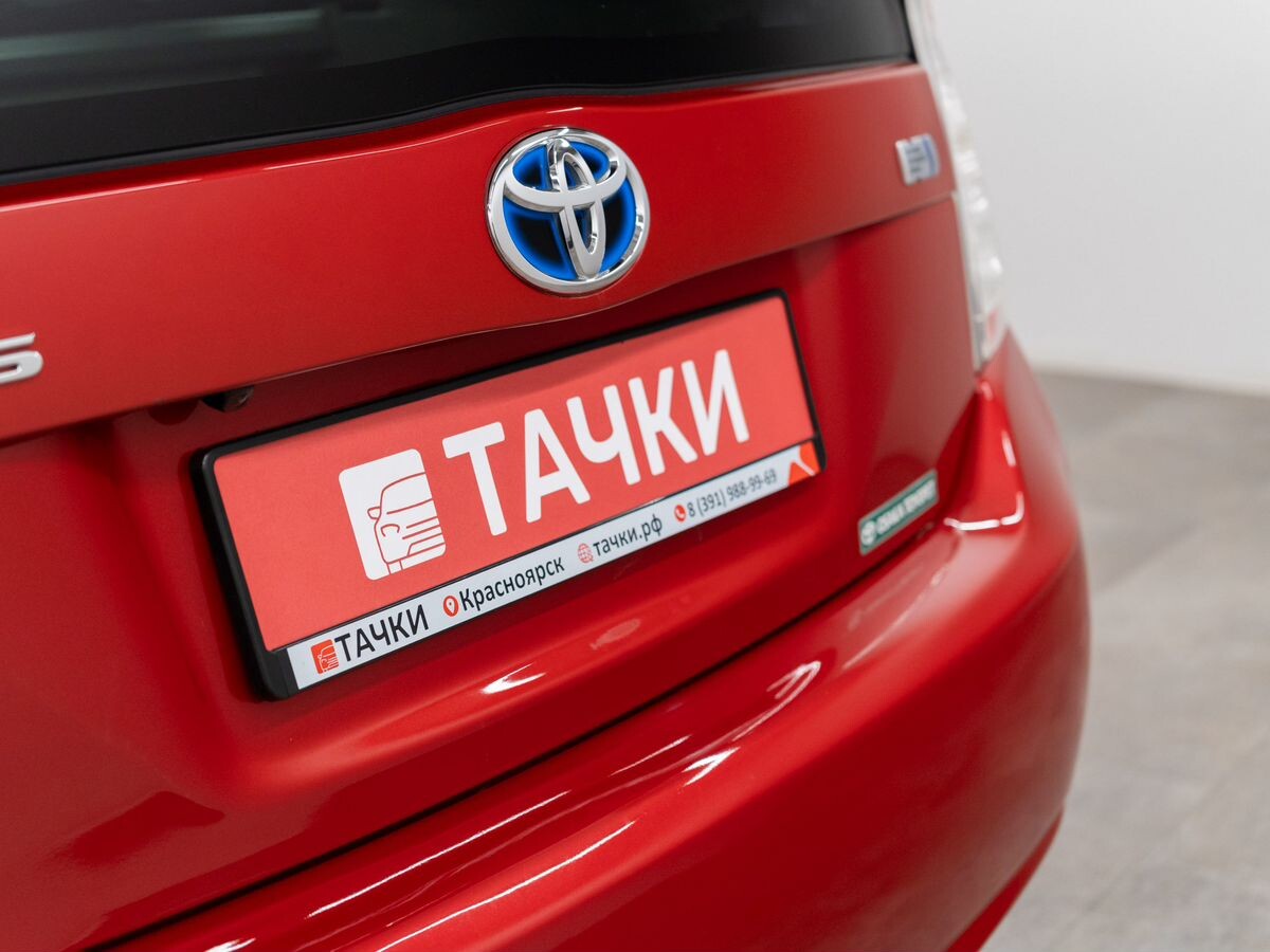 Toyota Prius 2012 - фото автомобиля