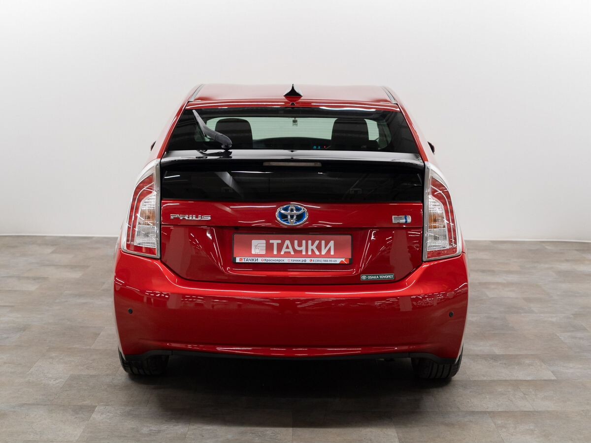 Toyota Prius 2012 - фото автомобиля