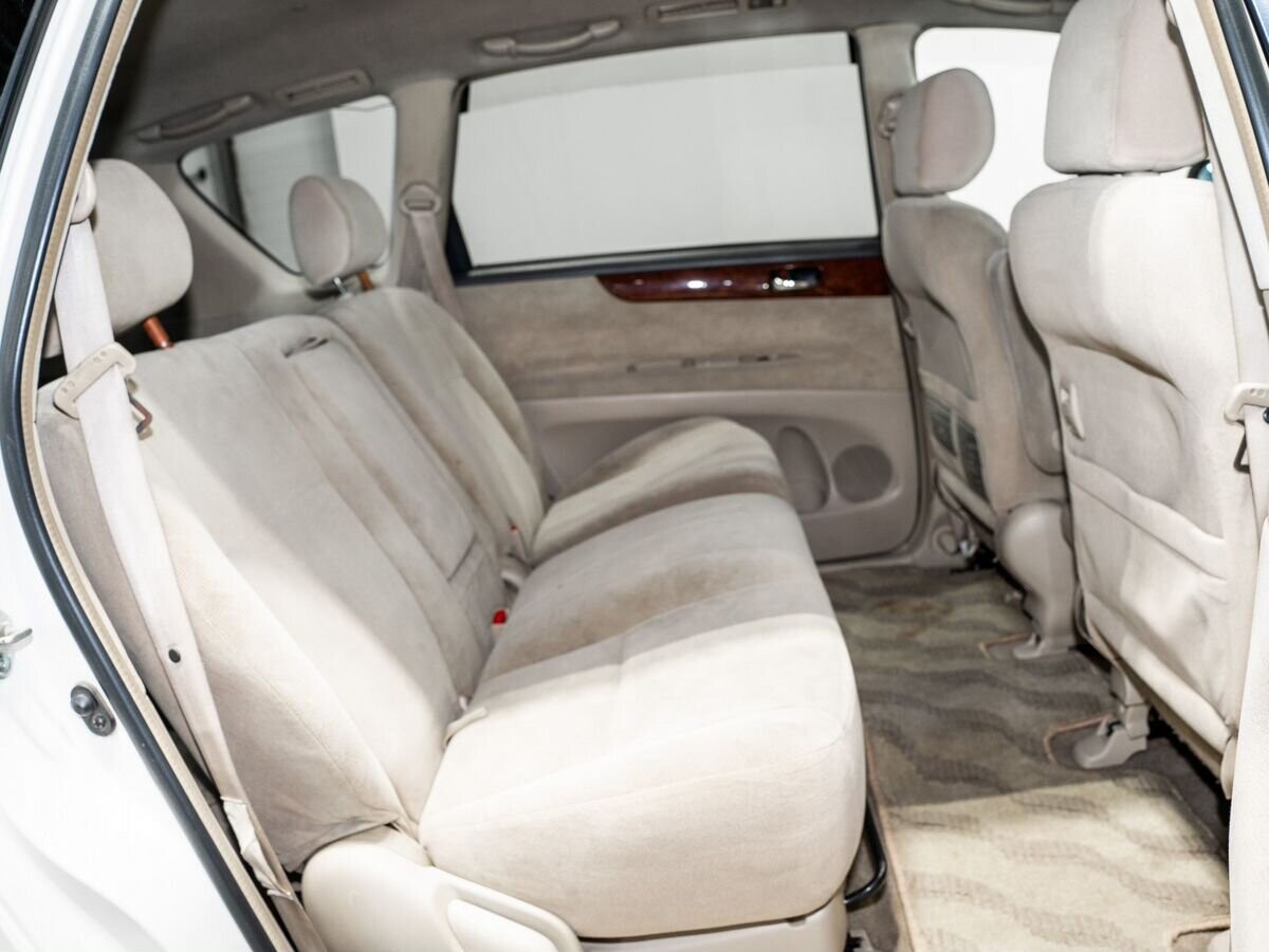 Toyota Ipsum 2001 - фото автомобиля