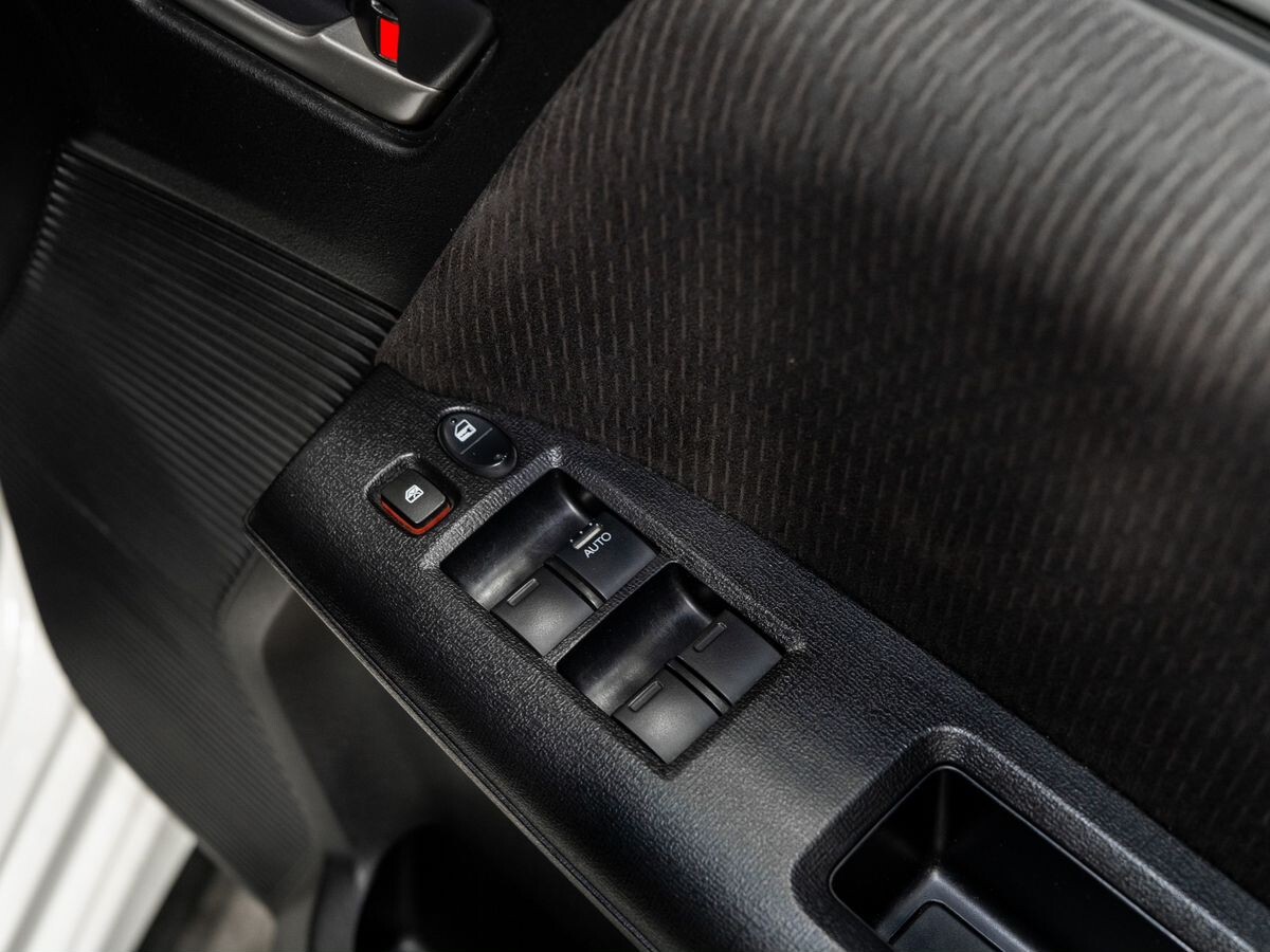 Honda Freed 2010 - фото автомобиля