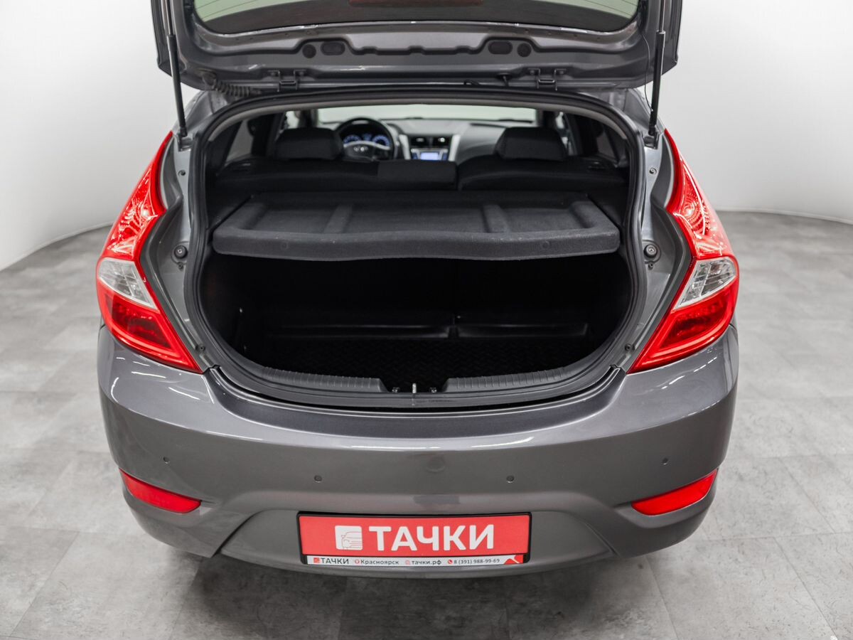 Hyundai Solaris 2012 - фото автомобиля