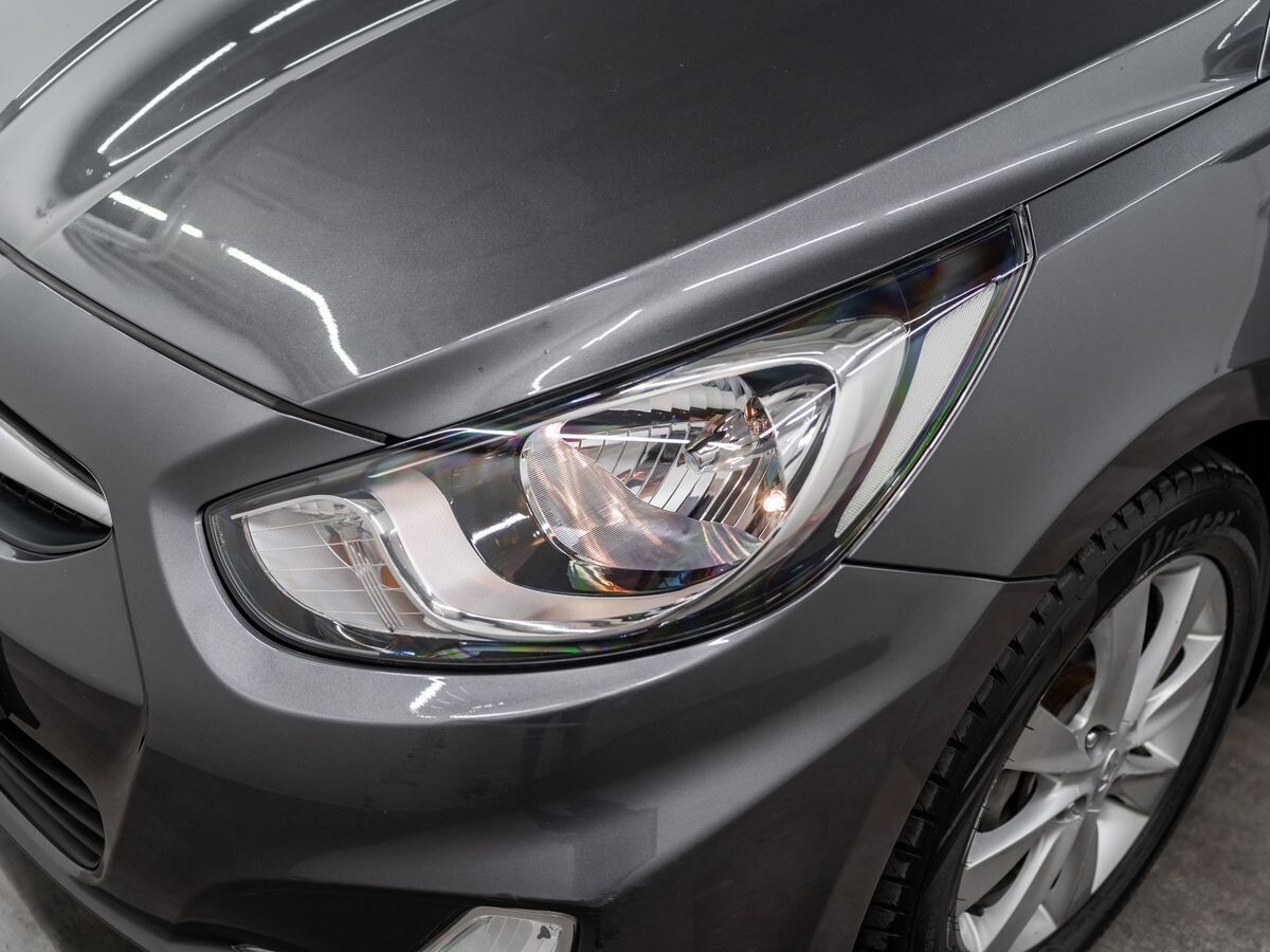 Hyundai Solaris 2012 - фото автомобиля