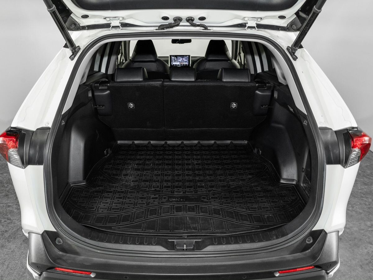 Toyota RAV4 2020 - фото автомобиля
