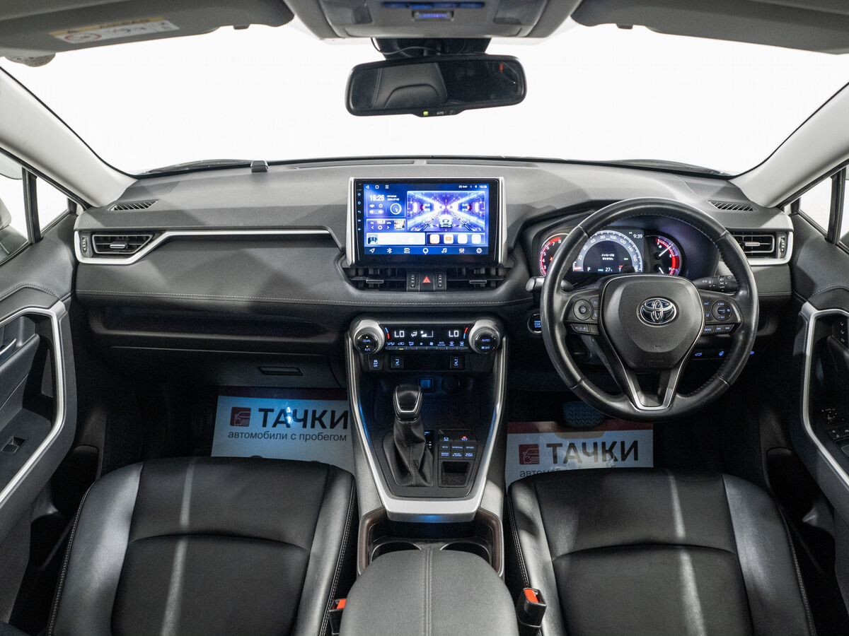 Toyota RAV4 2020 - фото автомобиля