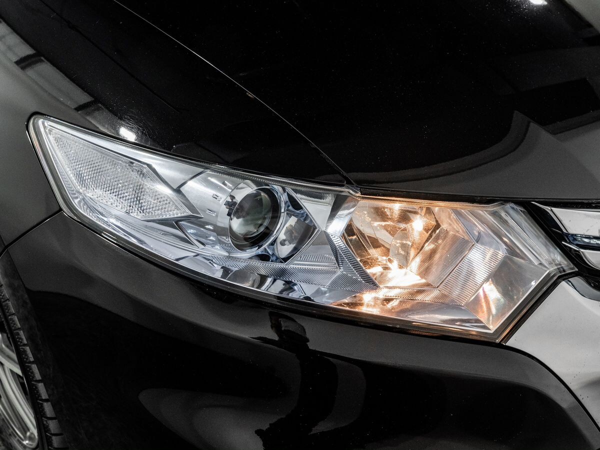Honda Insight 2011 - фото автомобиля