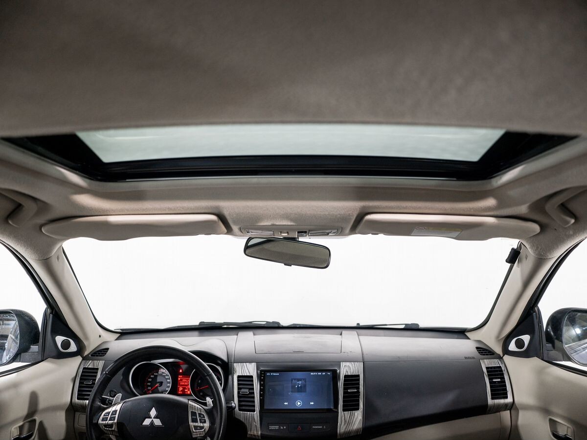 Mitsubishi Outlander 2008 - фото автомобиля